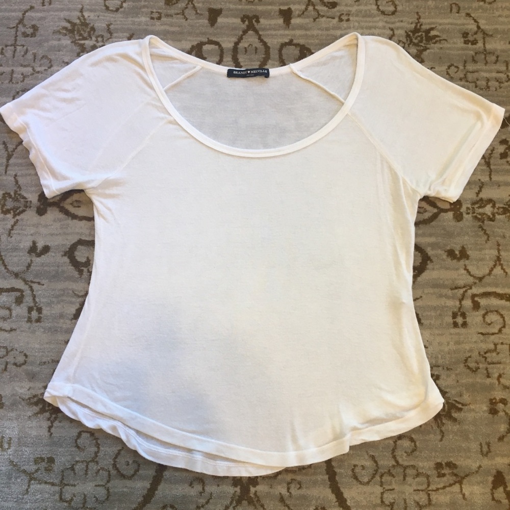 Brandy Melville Sz small ivory top